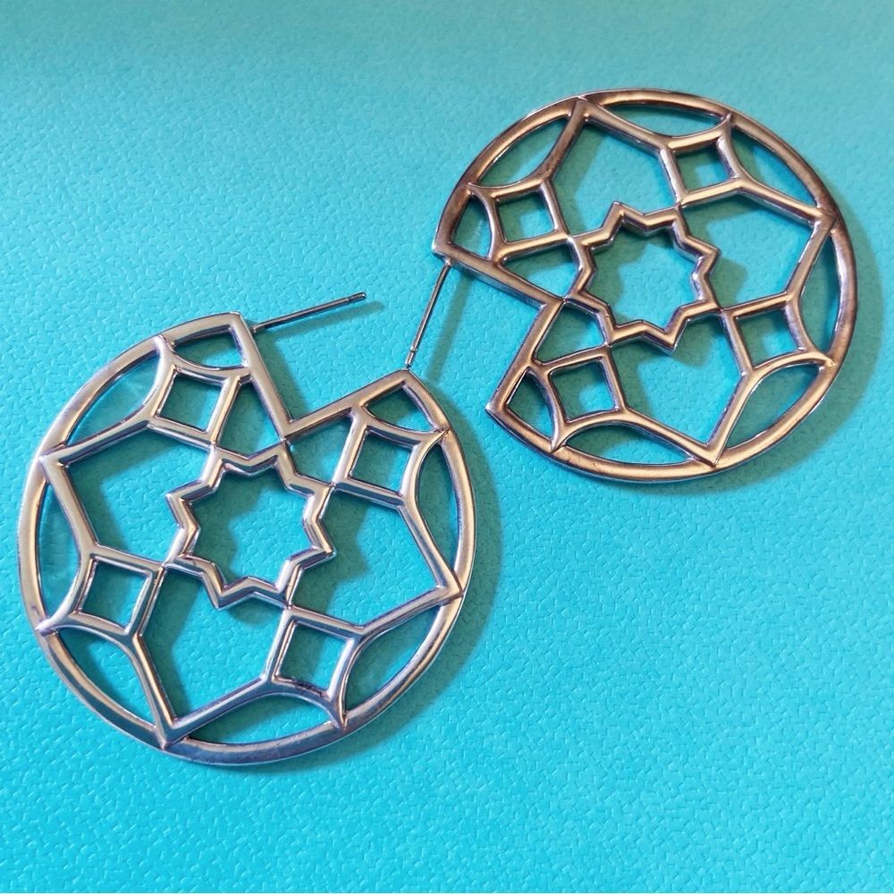 Tiffany & Co. Paloma Picasso Sterling Silver Marrakesh Hoop Earrings